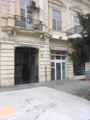 тихий дворик, Baku